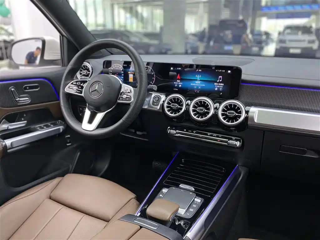 Mercedes-Benz GLB 2021 — фото 15