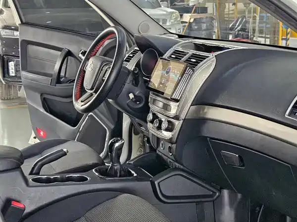 Geely GX7 2015
