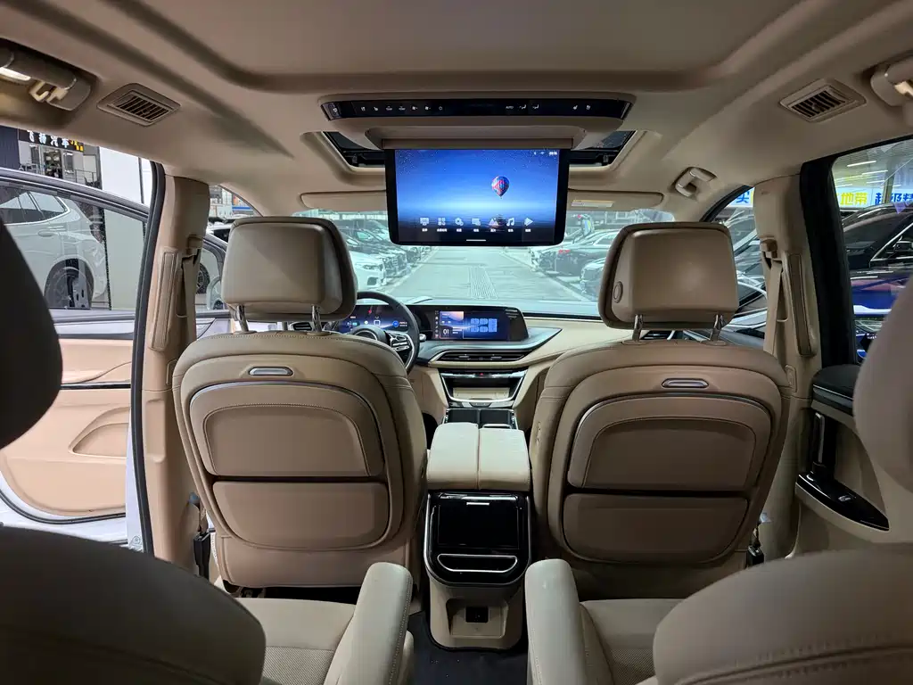 Buick GL8 Hybrid 2025 — фото 13