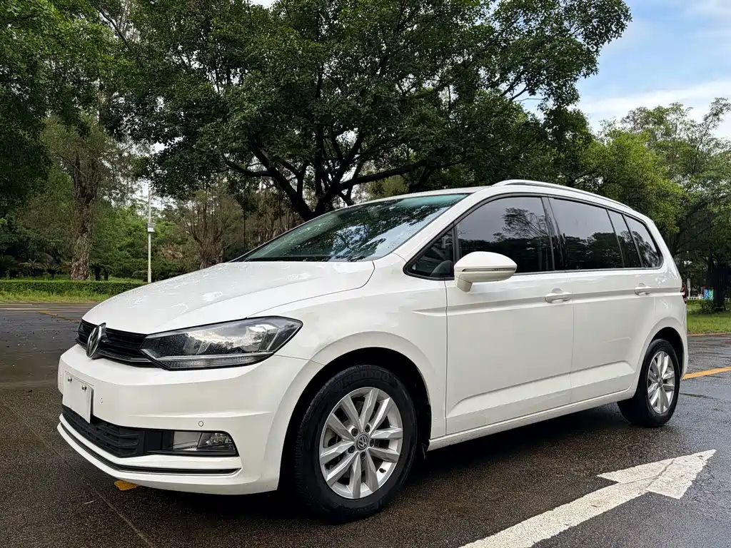 Volkswagen Touran 2020