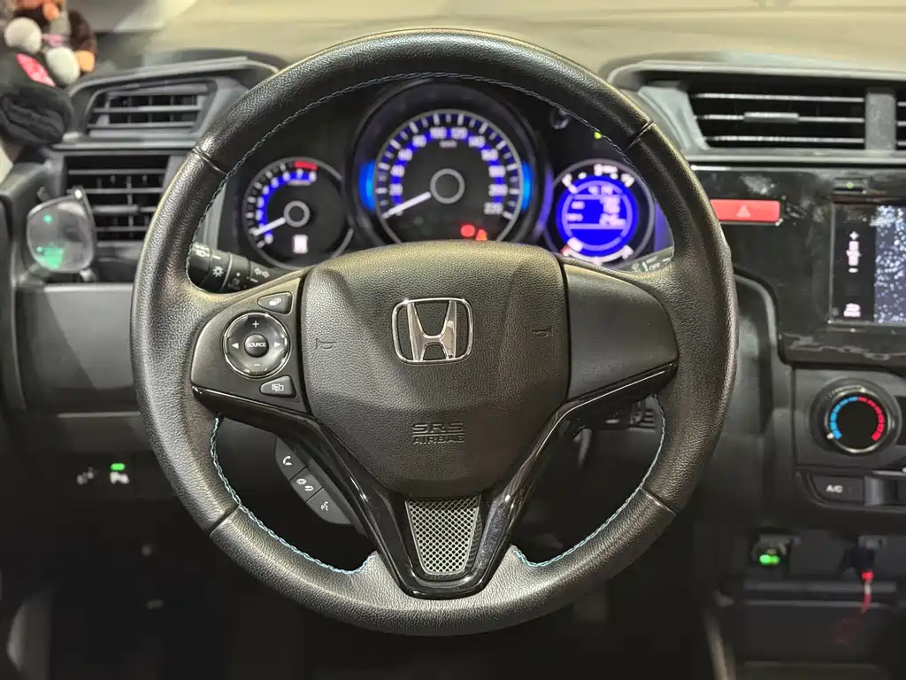 Honda Fit 2017 — фото 15