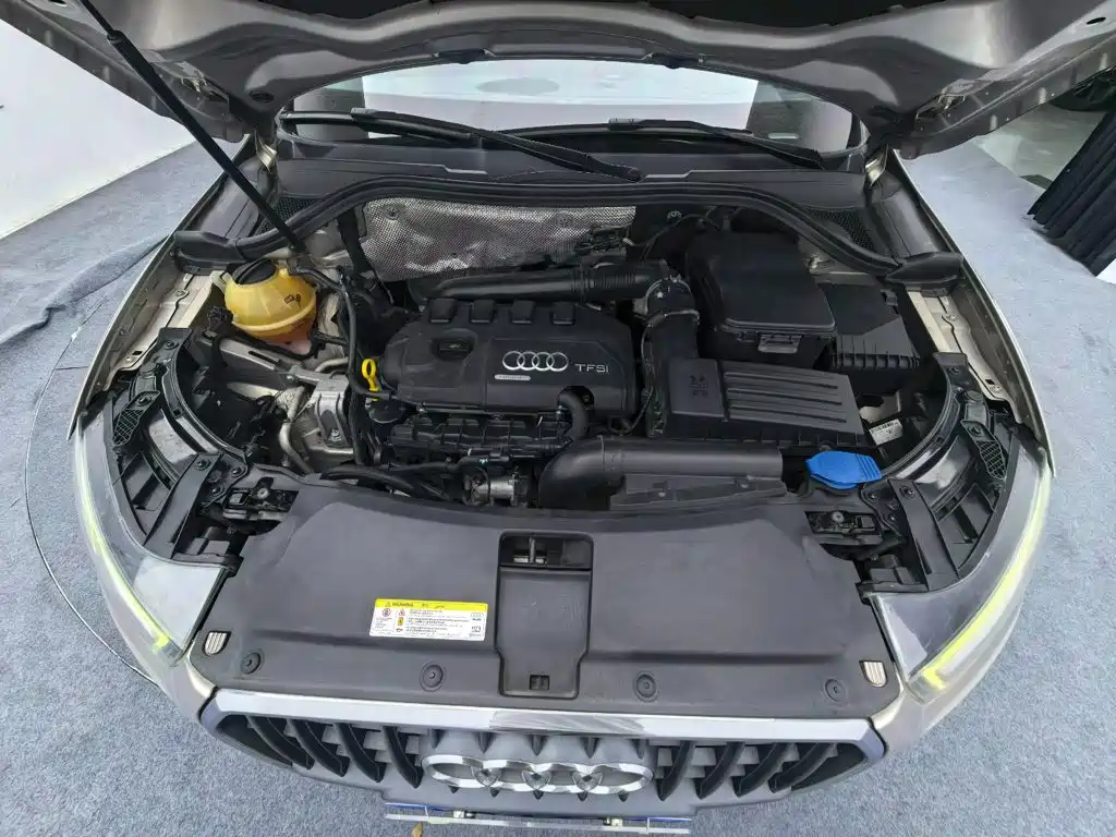 Audi Q3 2015 — фото 20