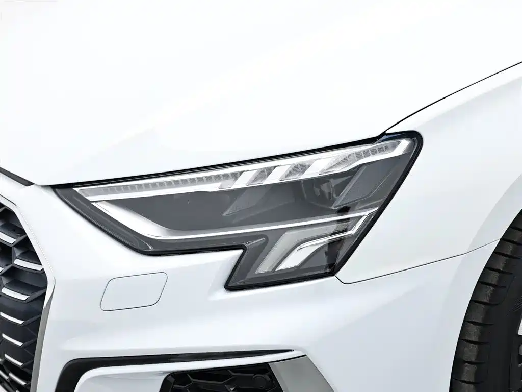 Audi A3 2022 — фото 17