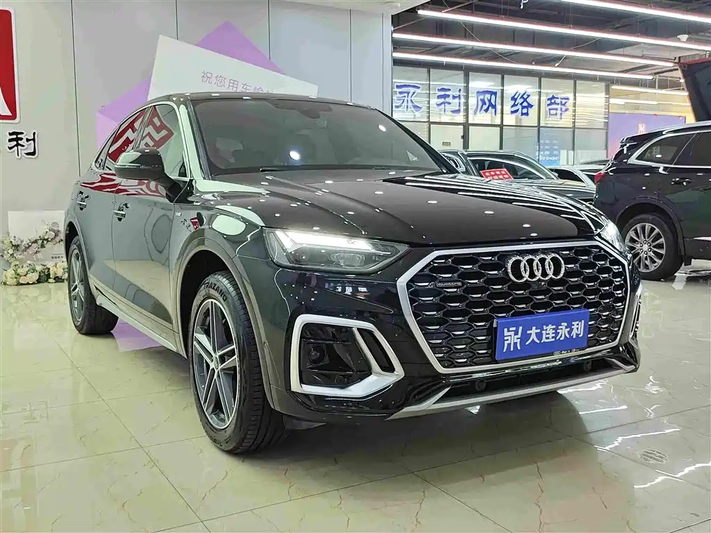 Audi Q5L Sportback 2021 — фото 3