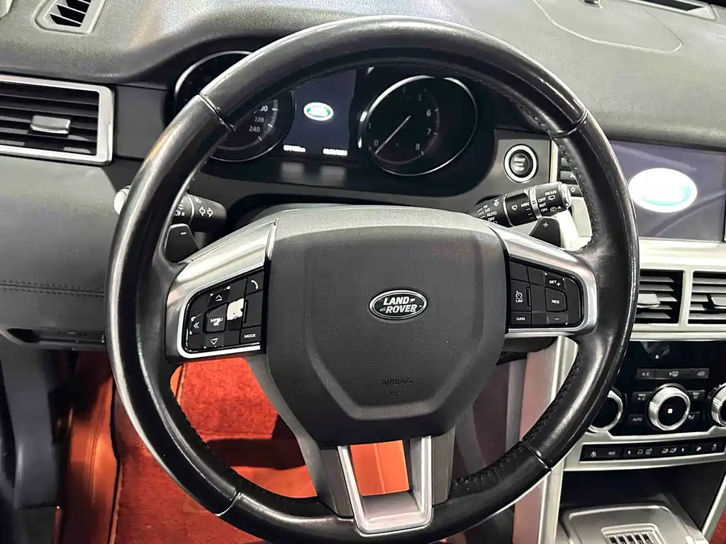 Land Rover Discovery Sport 2018 — фото 8