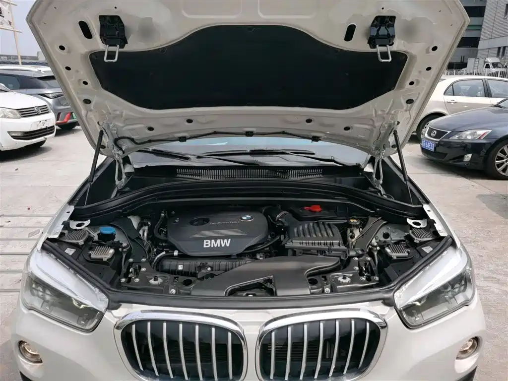 BMW X1 2018 — фото 16