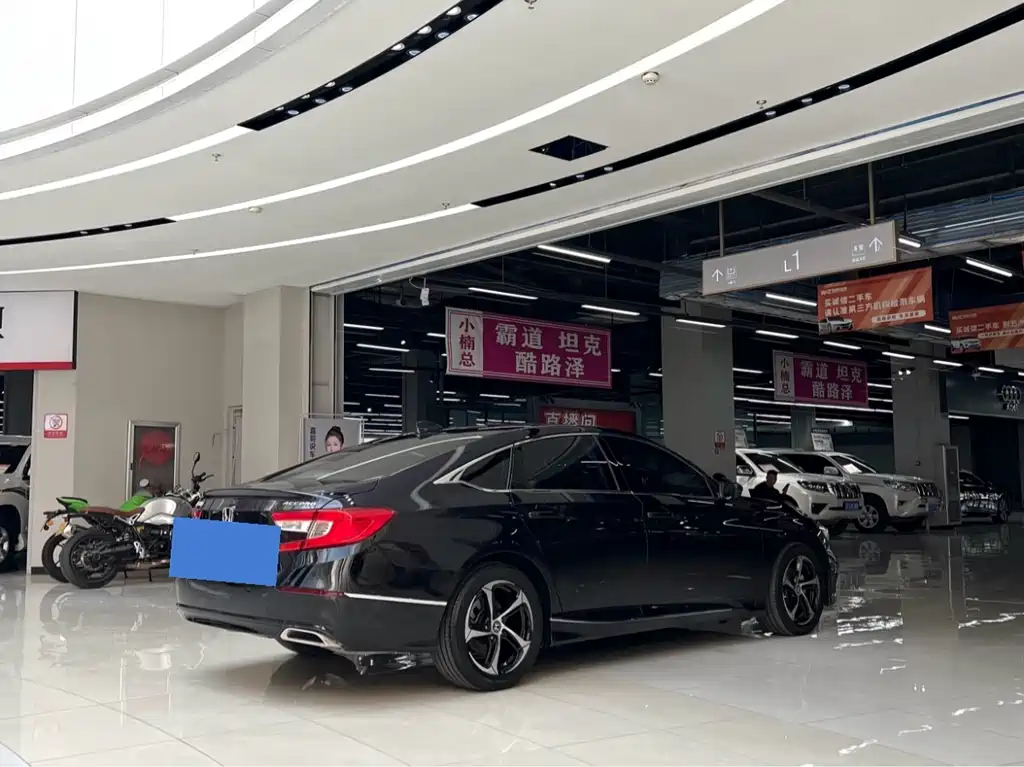 Honda Accord 2018 — фото 4