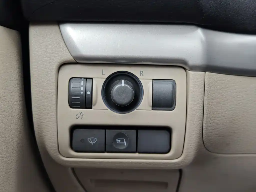 Subaru Legacy 2006 — фото 13