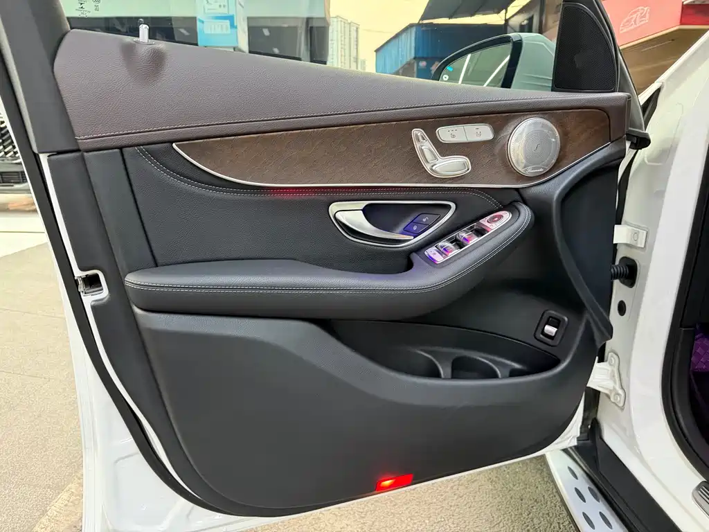 Mercedes-Benz GLC 2020