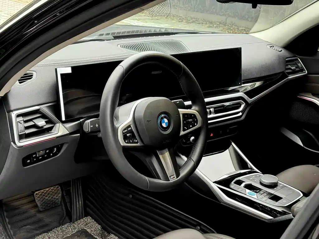 BMW i3 2024 — фото 5