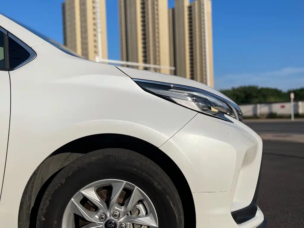 Toyota Granvia 2025