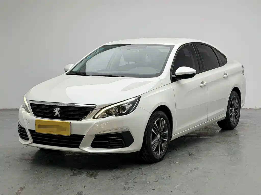 Peugeot 308 2017 — фото 1