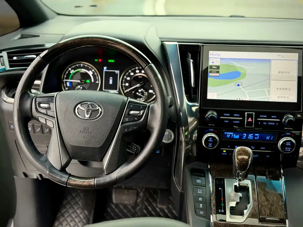 Toyota Vellfire 2022 — фото 15