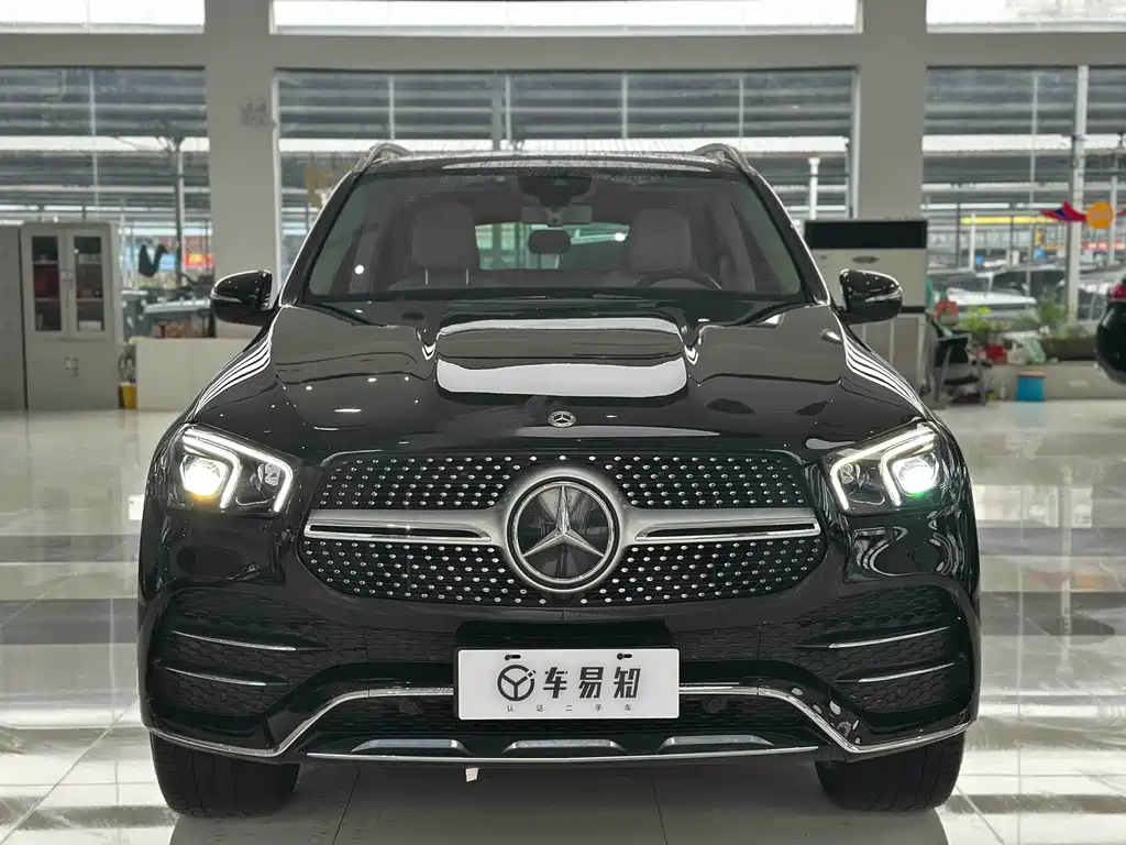 Mercedes-Benz GLE 2019 — фото 2