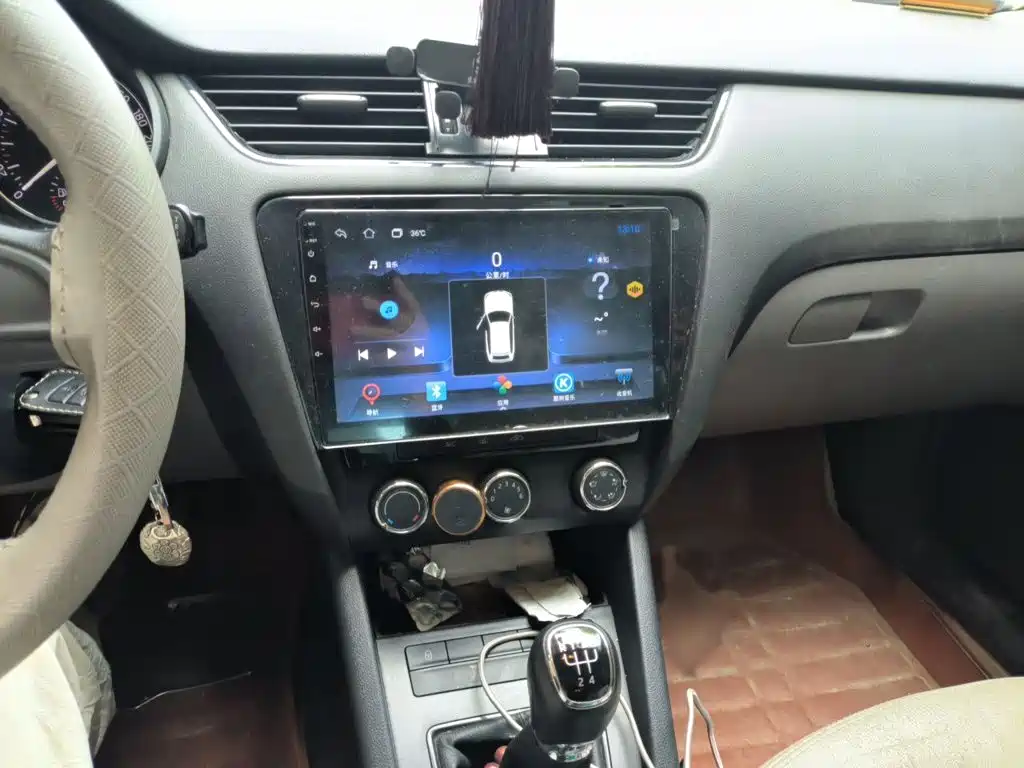 Skoda Octavia 2015 — фото 6