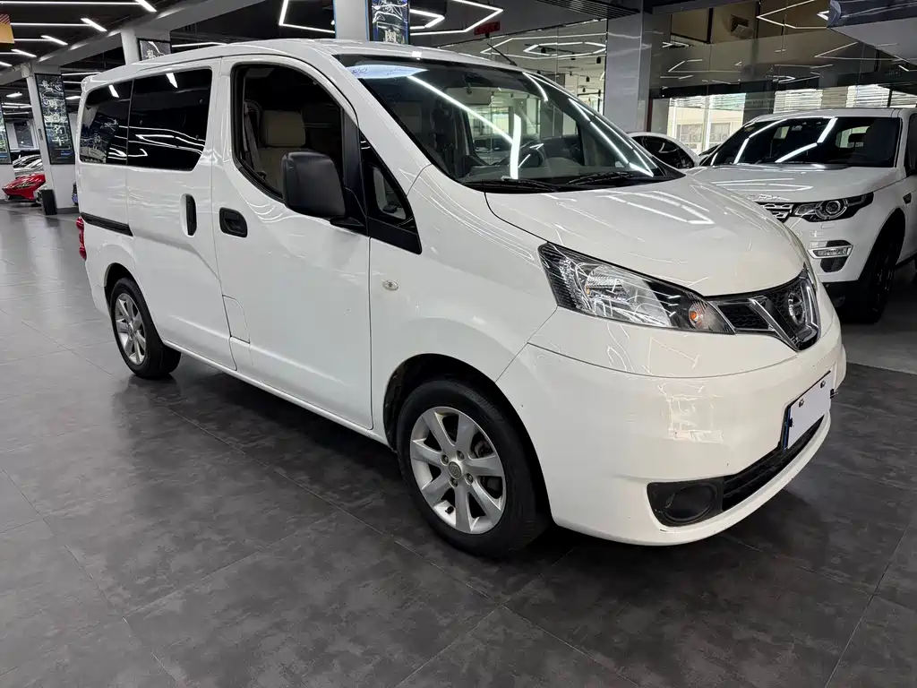 Nissan NV200 2016 — фото 3