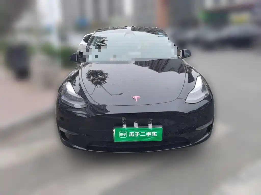 Tesla Model Y 2023 — фото 24