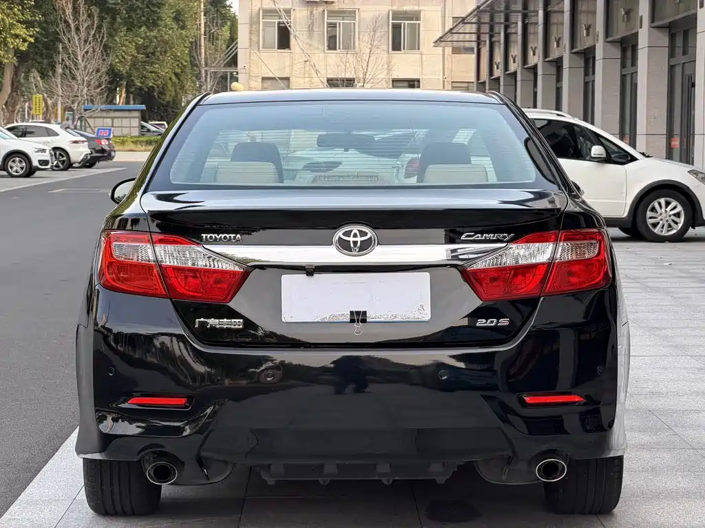 Toyota Camry 2013
