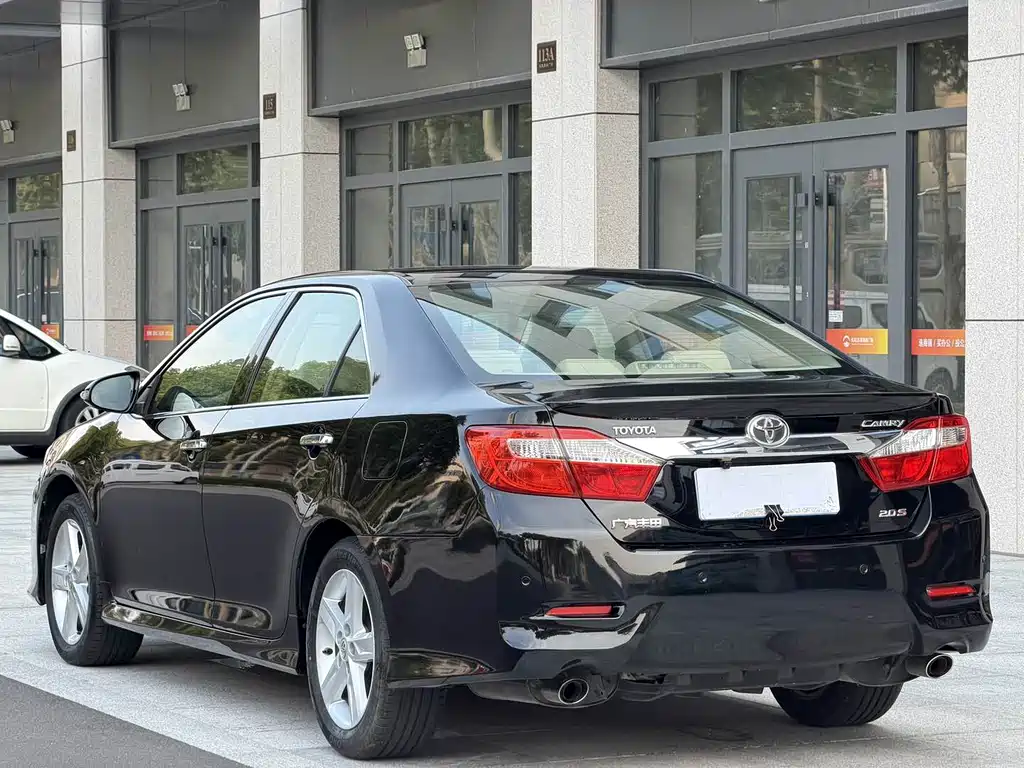 Toyota Camry 2013