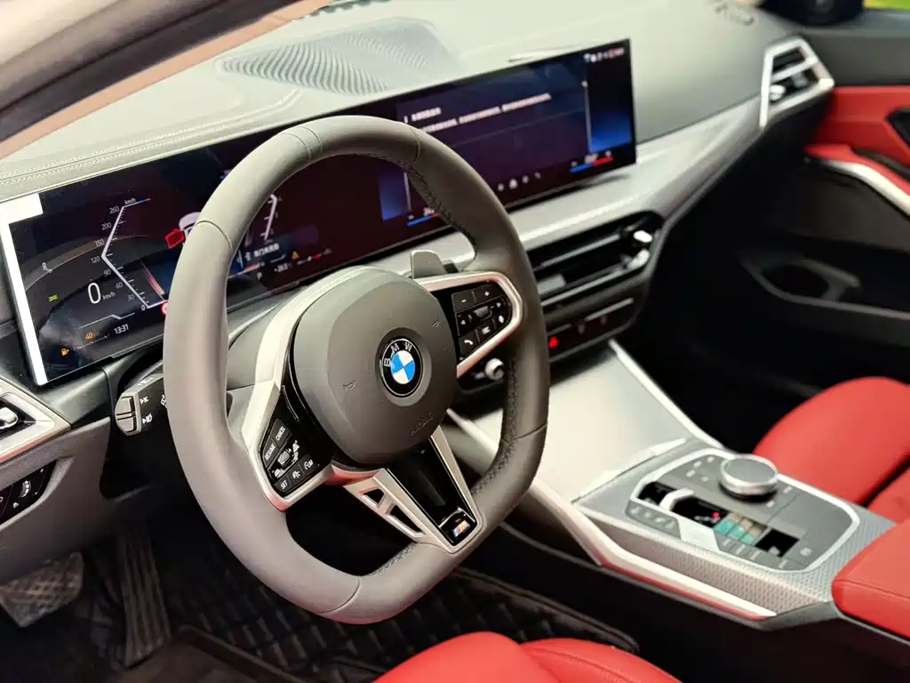BMW 3 Series 2025 — фото 11
