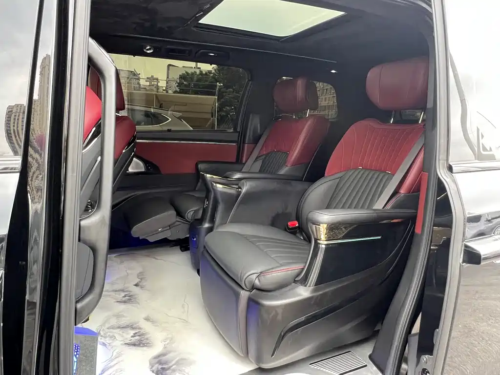 GAC Motor Trumpchi M8 2023 — фото 23