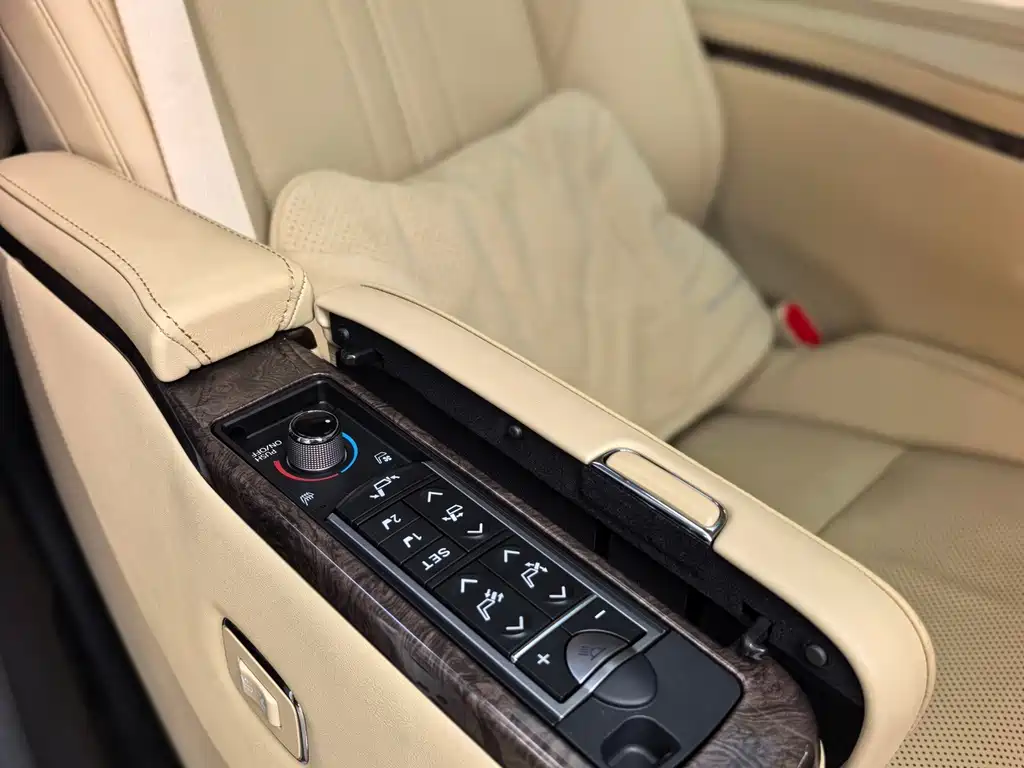 Toyota Vellfire 2021 — фото 15