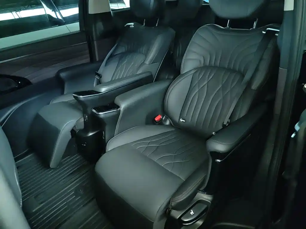 GAC Trumpchi M8 2025 — фото 17