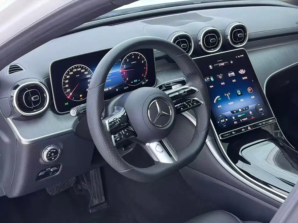 Mercedes-Benz C-Class 2022 — фото 7