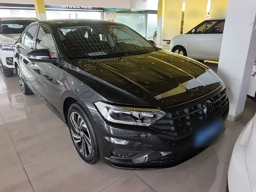 Volkswagen Sagitar 2022