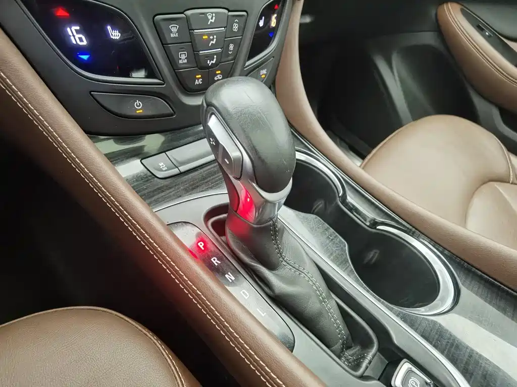 Buick Envision Plus 2018 — фото 13