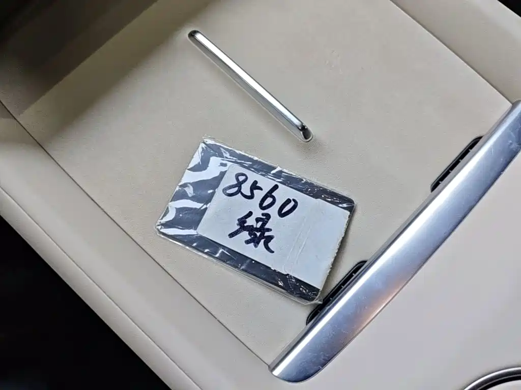 Xiaomi YU7 2025 — фото 9