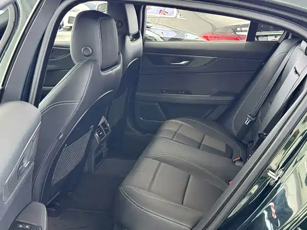 Jaguar XEL 2023