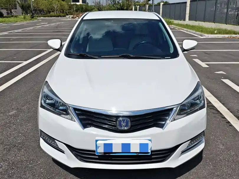 Changan Yuexiang V7 2017 — фото 2