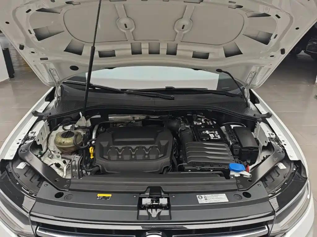 Volkswagen Tiguan L 2023 — фото 20