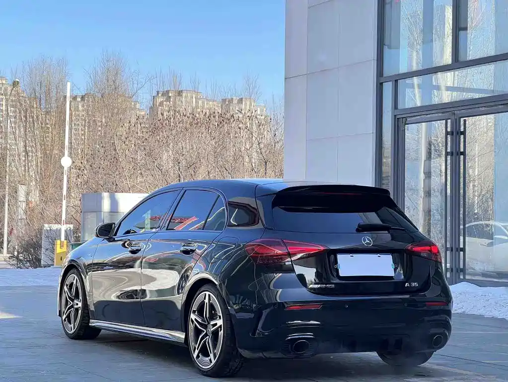 Mercedes-Benz A-Class AMG 2023 — фото 6