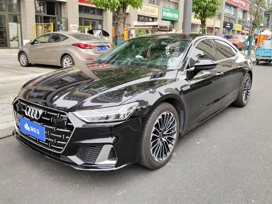Audi A7L 2025