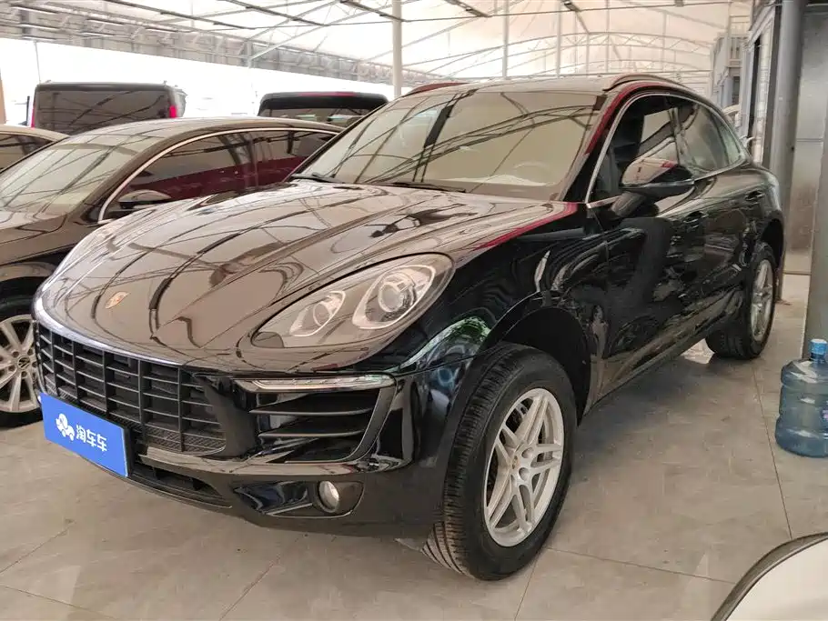 Porsche Macan 2015 — фото 1