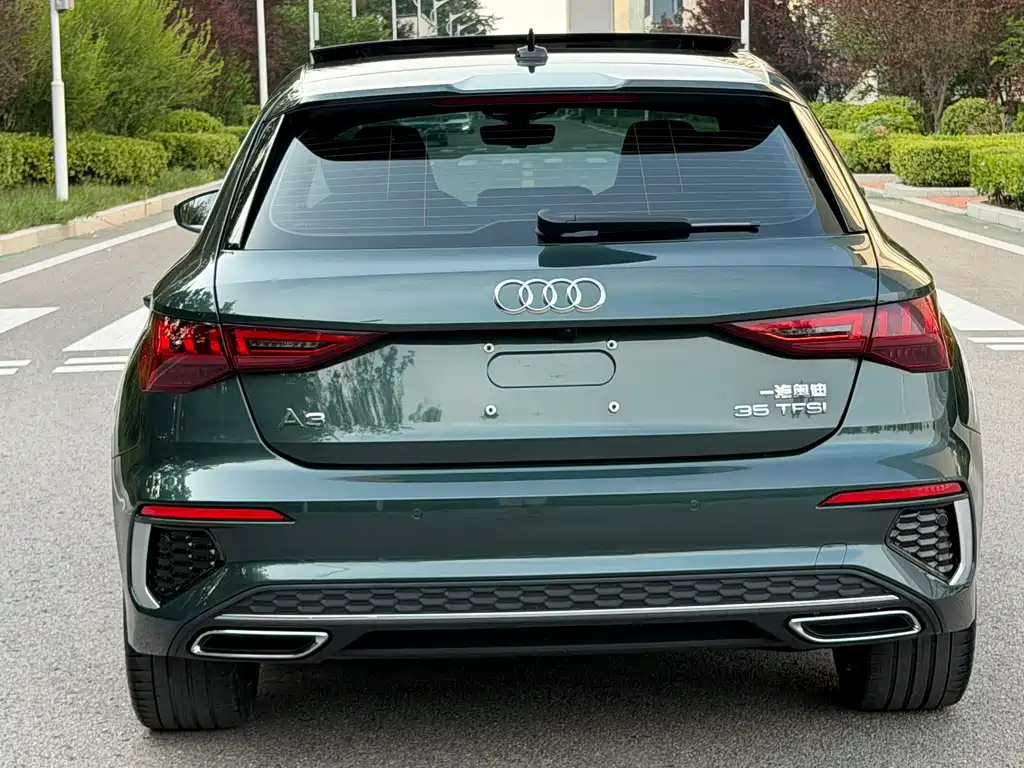 Audi A3 2023 — фото 15