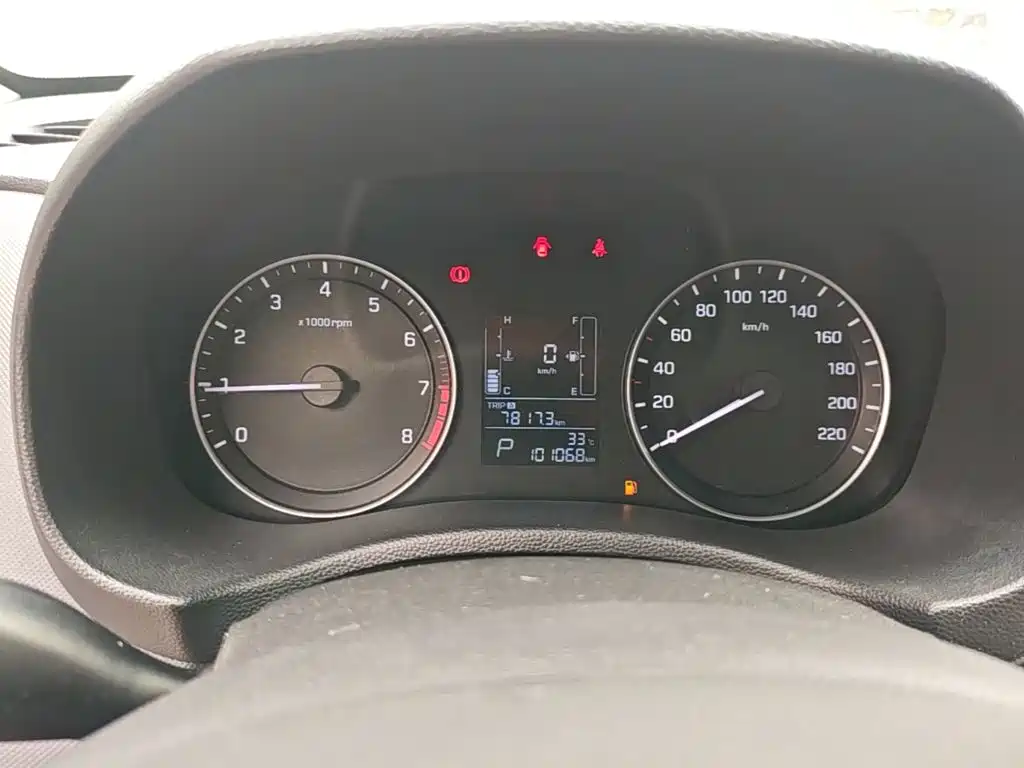 Hyundai ix25 2015 — фото 12