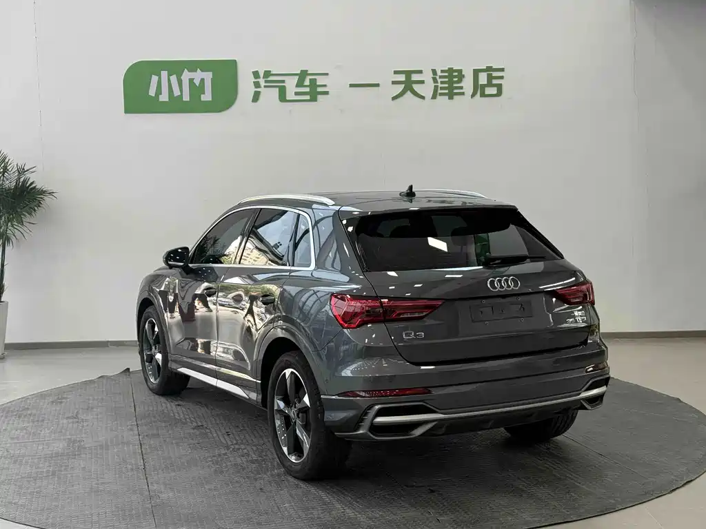 Audi Q3 2023 — фото 4