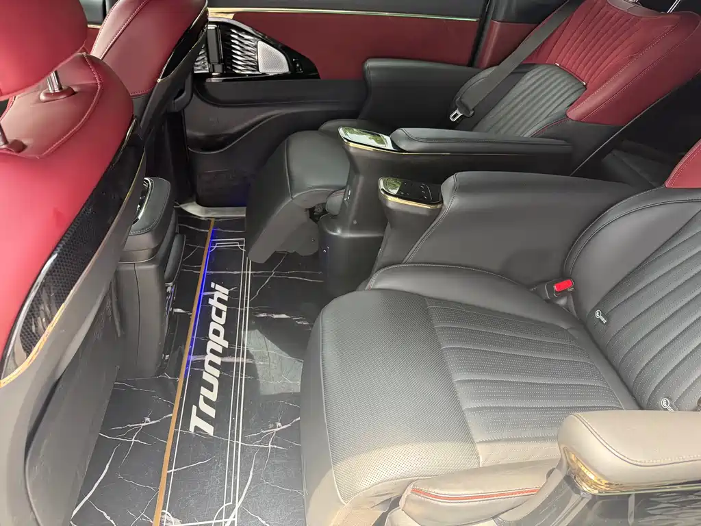 GAC Motor Trumpchi M8 2023 — фото 16