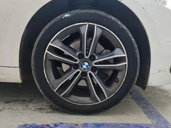 BMW 1 Series 2021