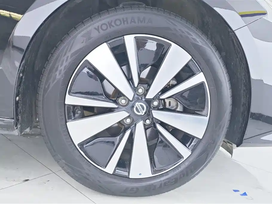 Nissan Teana 2021