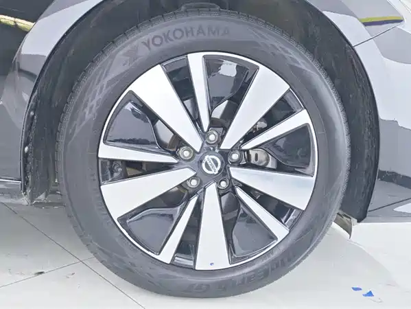 Nissan Teana 2021