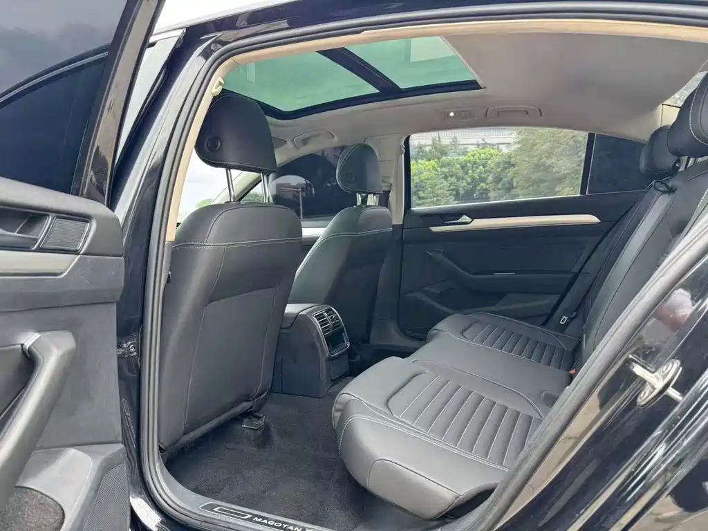 Volkswagen Magotan 2021