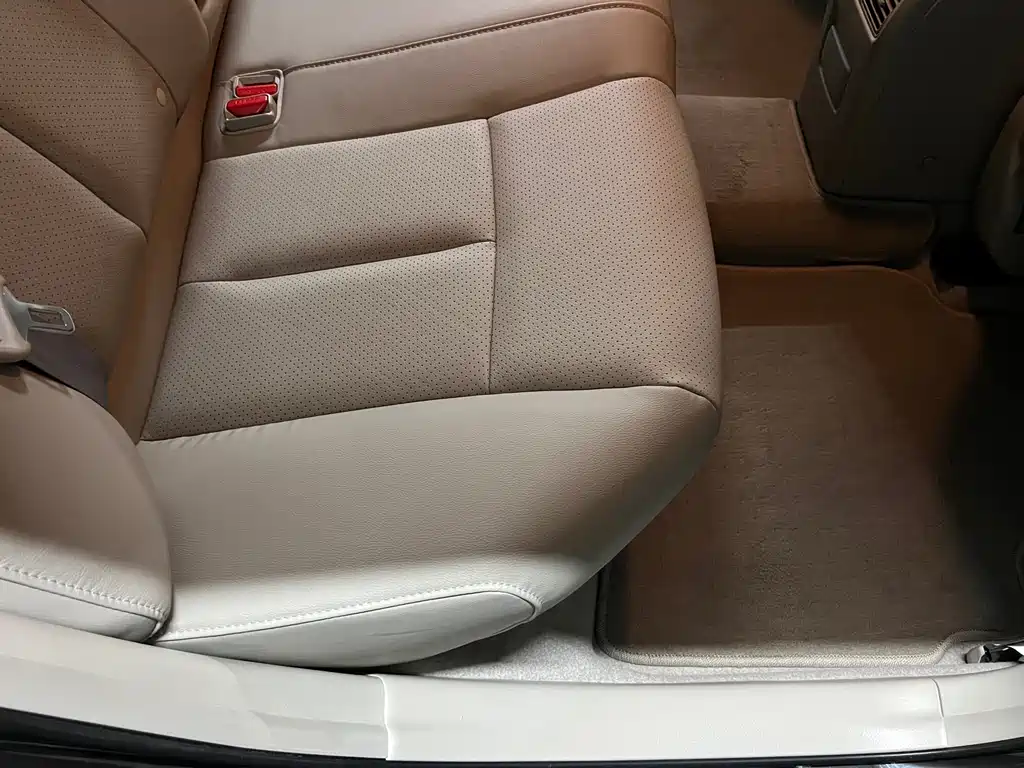 Nissan Sylphy 2015 — фото 36
