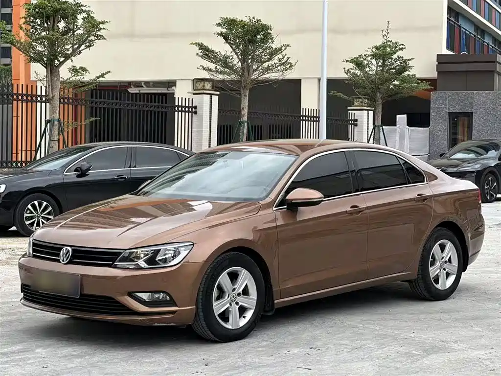 Volkswagen Lamando 2018 — фото 1