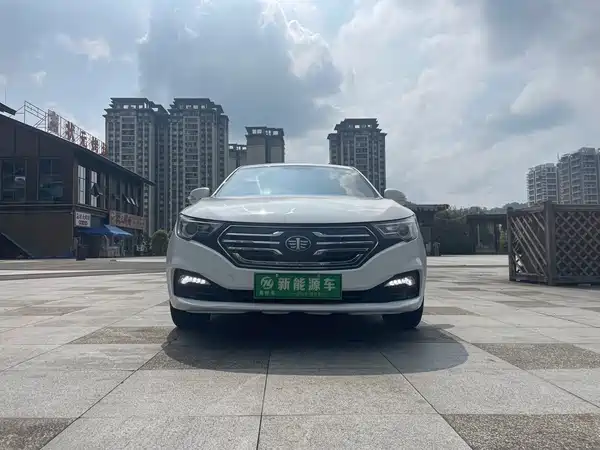 Bestune B30EV 2022