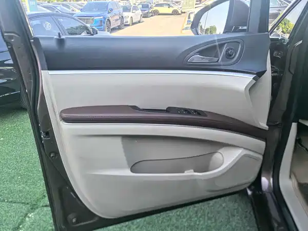 Buick GL8 2017