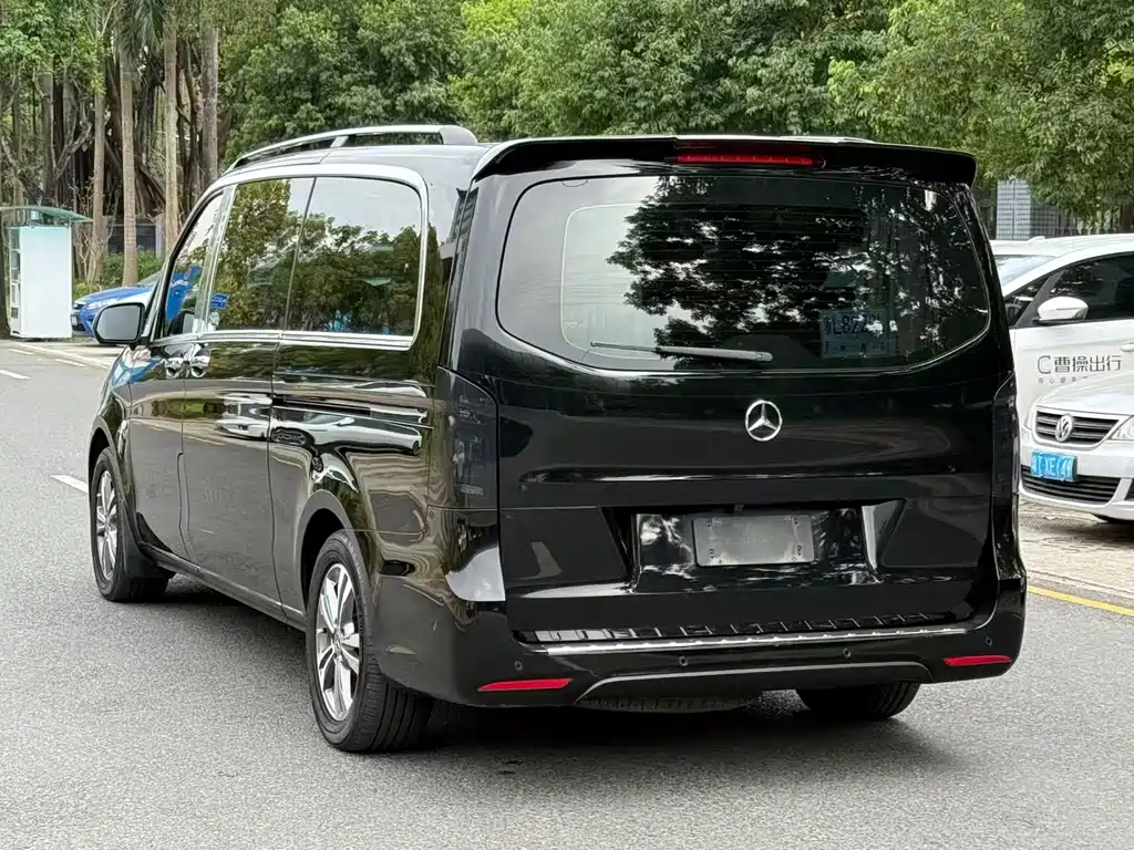 Mercedes-Benz Vito 2022 — фото 8